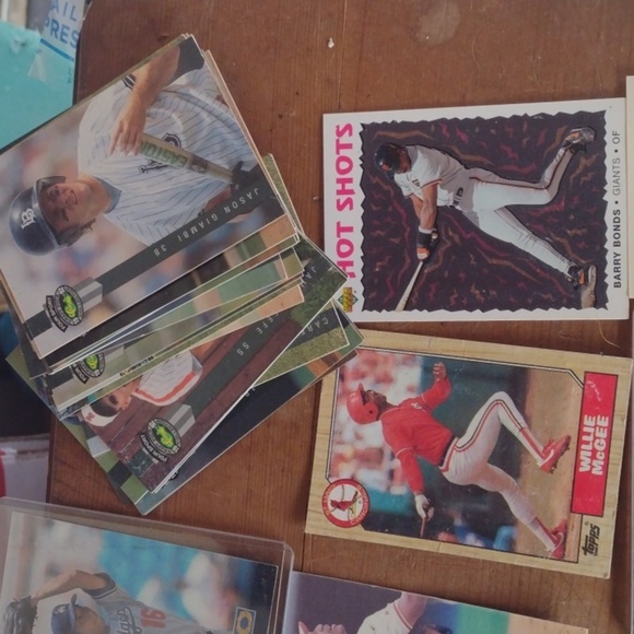 Assorted Baseball Trading Cards Set - Picture 3 of 5